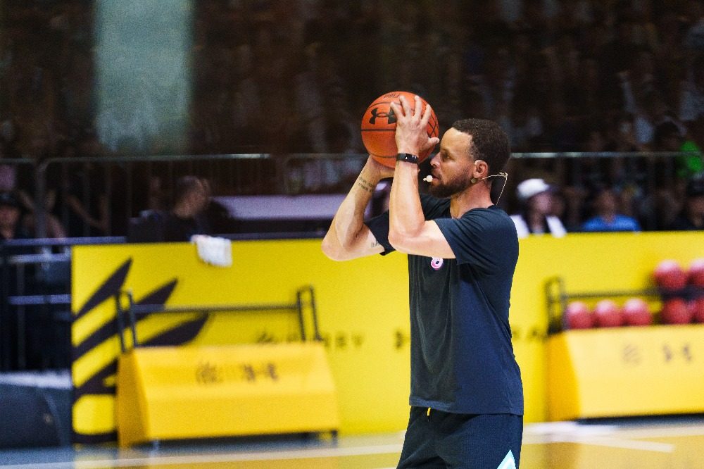 完全不是一 完全不是一