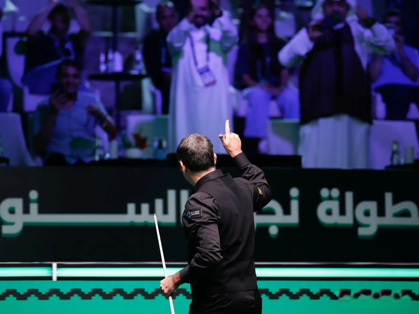 尼尔罗伯逊, 爆发, 奖金