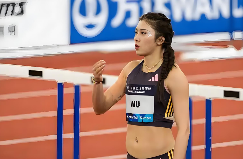 边看着, 挺开心, 引欢呼