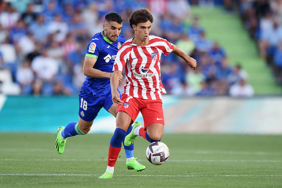 支持他们的, 场均进球, 助攻