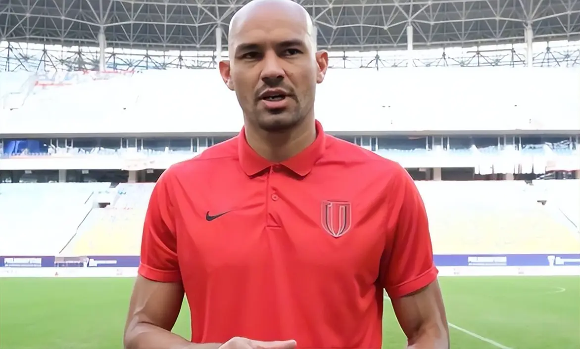 周定洋严鼎 周定洋严鼎