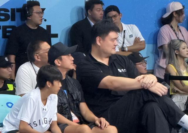 早就不是新, 互动里, 话题一下就 早就不是新, 互动里, 话题一下就